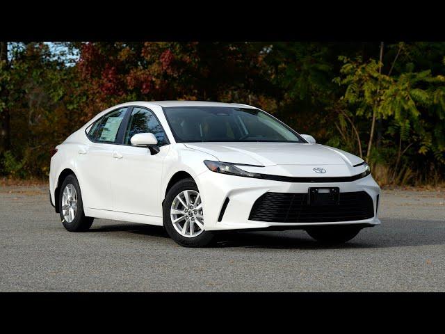 2025 Toyota Camry LE Review - Not Your Typical "Base Trim" $30k Sedan