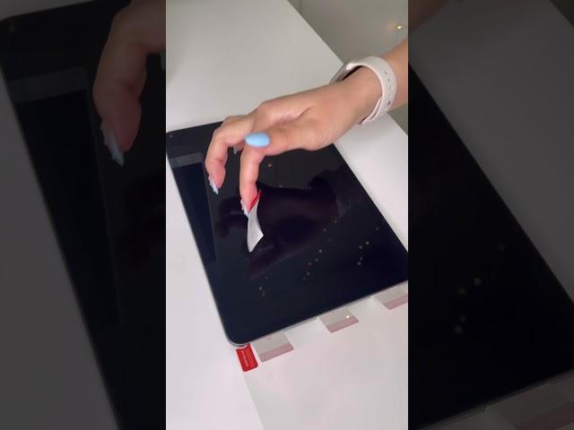 changing my iPad paperfeel screen protector  #asmr #ipad #amazon #unboxing