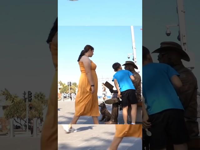 #HahaHub #funnyprank #funny 