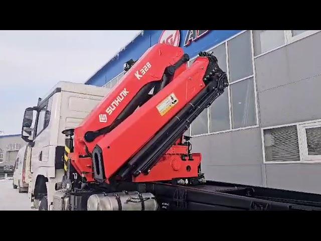 Седельный тягач Shacman 6х6 с КМУ SunHunk K-328-6