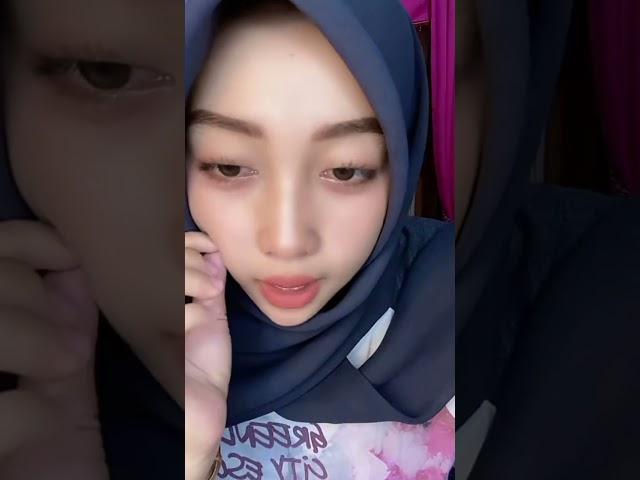 live hijab style gunung gede