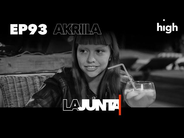 #LaJunta | Entrevista a AKRIILA “HOT GAYS WATCH AKRIILA EN LAJUNTA”