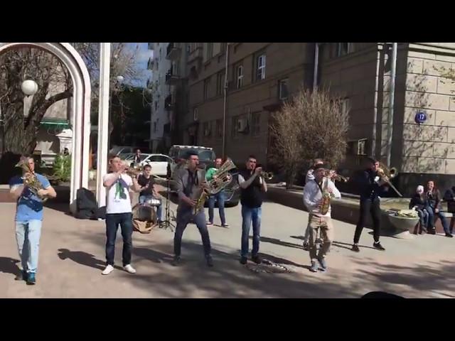 Russian street musicians rock 08.05.2017