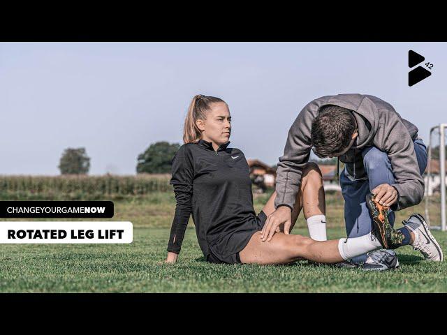 Knieverletzung im Frauenfußball - Rotated Leg Lift