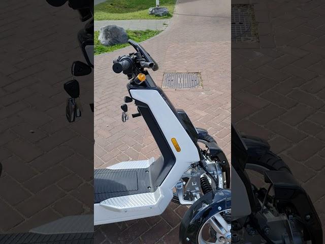 Met de Move Vigorous V28 (scootmobiel) op pad door de natuur in Veldhoven en Eindhoven. Deel 2