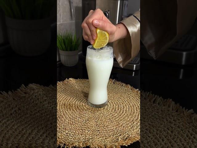 Налейте газировку в кефир и очень скоро вас никто не узнает #советы  #lifehacks #лайфхак #tips