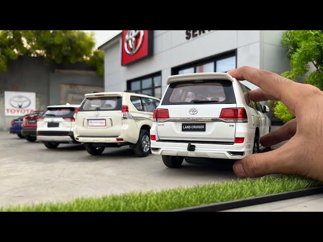 Servicing Toyota Cars 1:18 Scale | Toyota Service Workshop Diorama | Diecast Model Cars