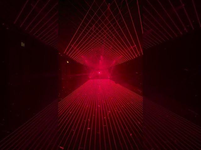 AMAZE - Laser Scene