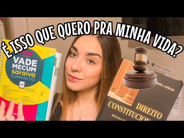 COMO É A FACULDADE DE DIREITO? | Bruna Barros