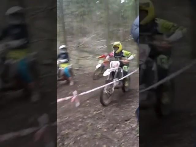 Big log - big trouble #enduro #shorts #hardenduro #logs #fails #competition #эндуро #dirtbikes