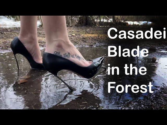 Casadei Blade in the forest, muddy high heels, high heels sinking, high heels abuse (# 1401)