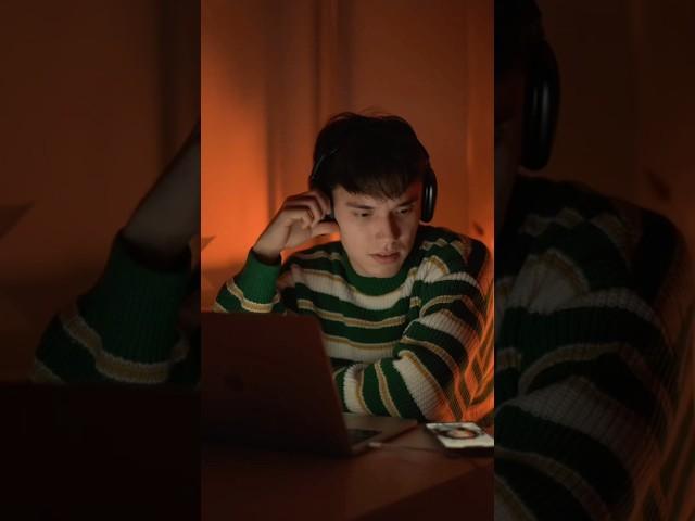 Зачем девушки пишут? ‍️
