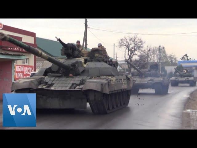 Ukrainian Soldiers Fortify Areas in Luhansk Region