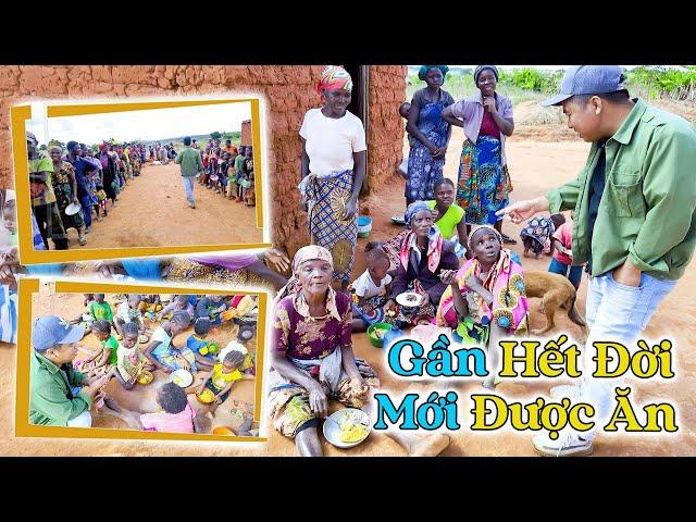 Đông Paulo || Gần Hết Cuộc Đời Ông Bà Mới Được ĂN NGON VẬY ĐẤY CHÁU! Cảm Ơn Đất Nước Việt!