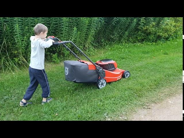 Husqvarna LC347iVX Battery Lawn Mover, easy to operate