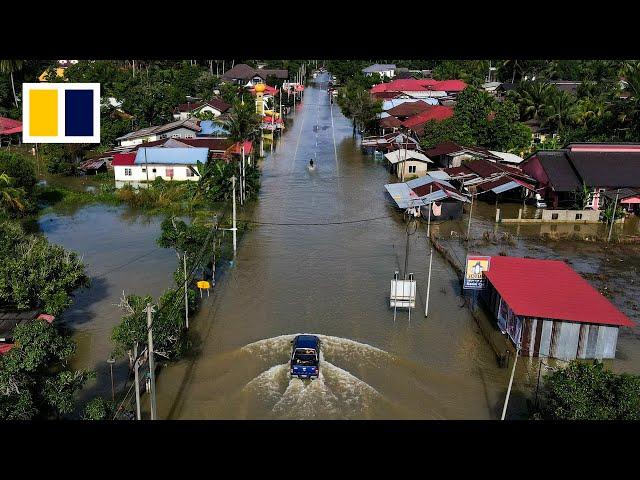 Worst floods in decades impact Malaysia national exams