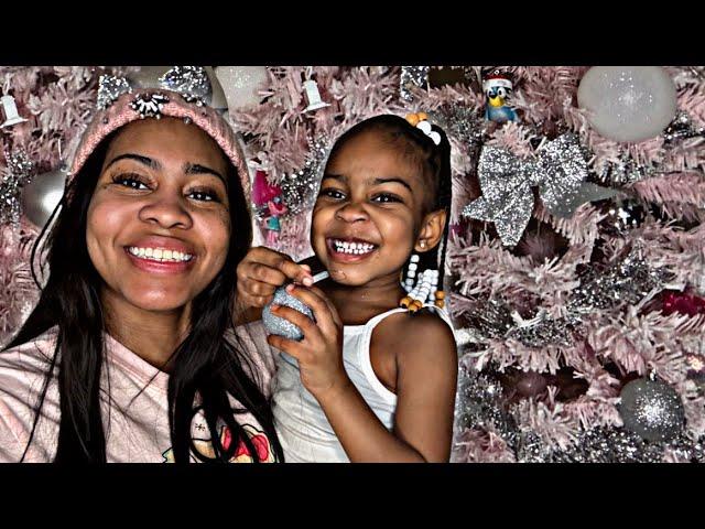 Decorating my PINK Christmas tree | VLOGMAS DAY 13