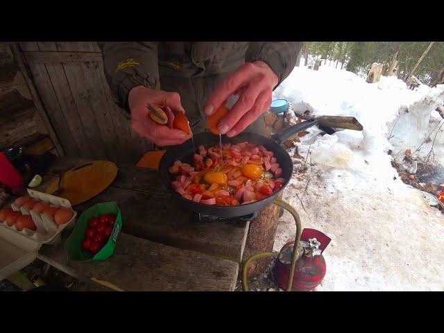 Тайга. Глухомань. Живём в старой, маленькой избе. Ловим Хариуса.