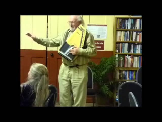 Autoharp: 'threelegsoman in concert'