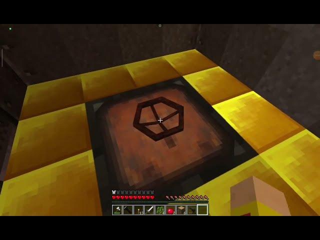 I FOUND A SECRET PASSAGE IN THE FOREST IN MINECRAFT | MrHetag Minecraft