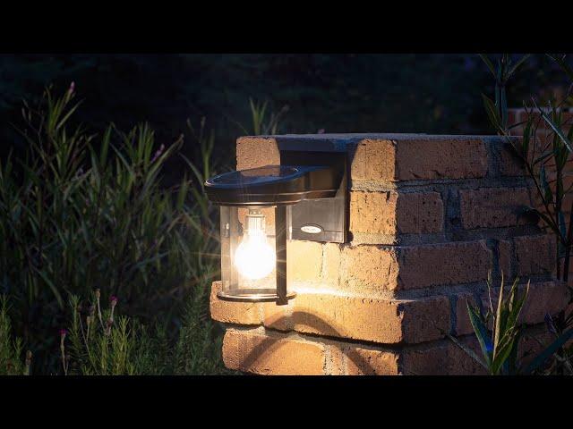 Solar Coach Lantern – Cast Aluminum | Solar Lighting for Any Outdoor Setting