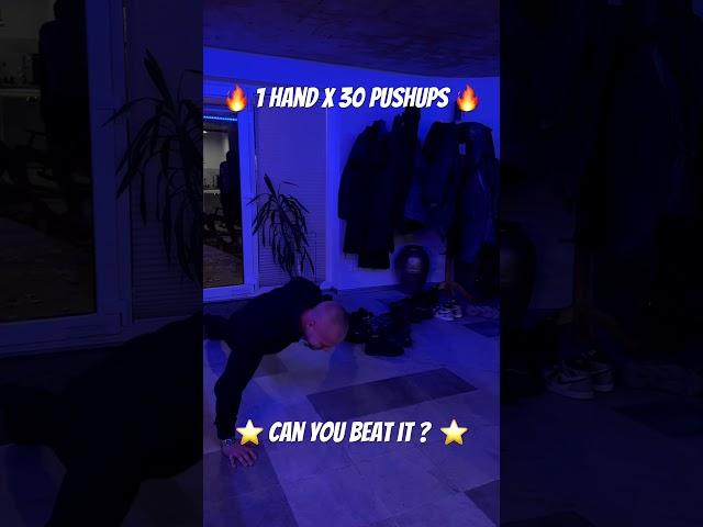 One-Hand Push-Up Challenge #fitnesschallenge #pushups #onehandpushups #strenght #motivation #gym