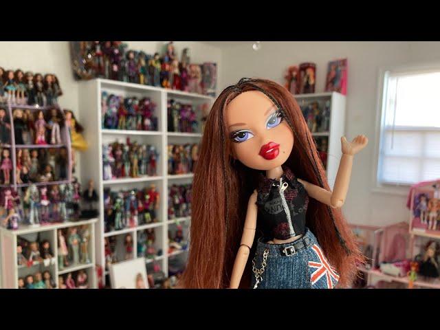 A TOUR OF LIZZIE’S DOLL ROOM! | doll collection update + 44k subscriber special