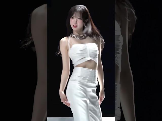 Runway Model Choi Yujin [240505] #shorts