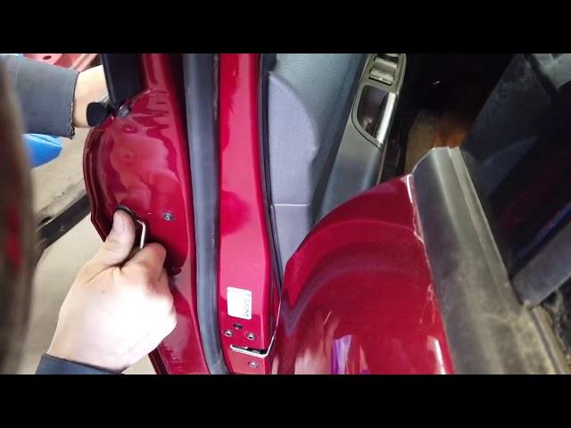 How to remove door handle Ford Escape .Форд Kuga (Escape)