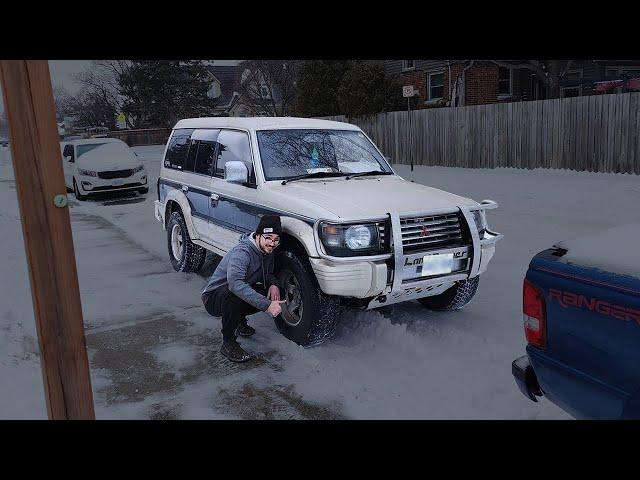 Turbo Diesel Mitsubishi Pajero gets an Intake + Straight Pipe Exhaust