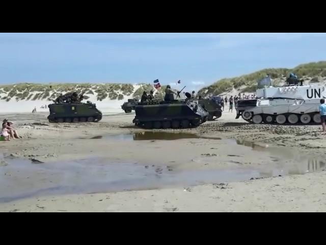 Danish Military tanks drive on the Vejers beach | Vejers Strand 2019