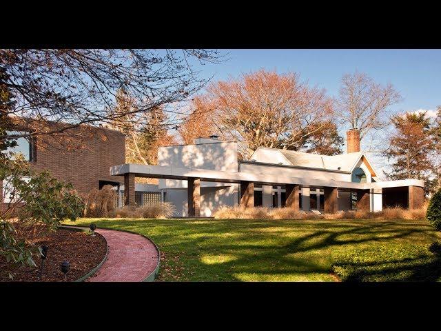 Luxury Long Island Property Tour With Maria Babaev: 20 Horseshoe Rd, Old Westbury, NY 11568