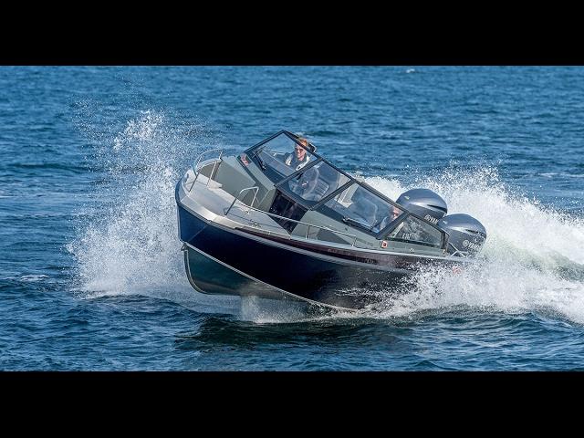 Buster Phantom with 2 x 350 hp Yamaha Outboards