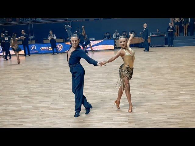 Armen Tsaturyan & Dominika Bergmannova - Cha Cha I Kazan Kremlin Cup 2022