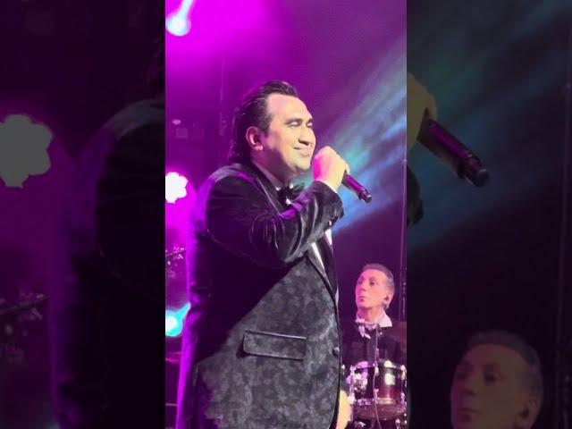 Elton Hüseynəliyev - Sən yoxsan - CANLI İFA - KONSERT