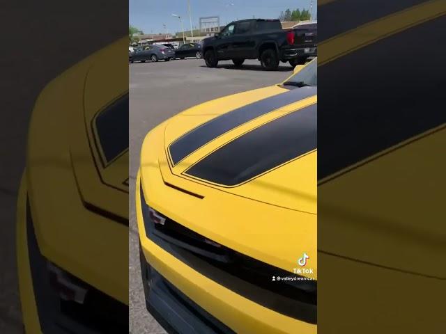 Bumblebee a 🫣 #letgroove #transformers #camaro #camarors #bumblebee  let’s groove Earthwindfire