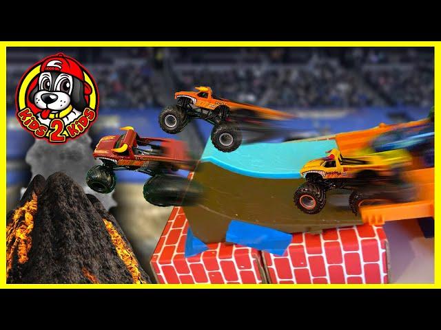 Monster Jam Toy Trucks  EL TORO LOCO Evolution Downhill VOLCANO Race - THE FLOOR IS LAVA!