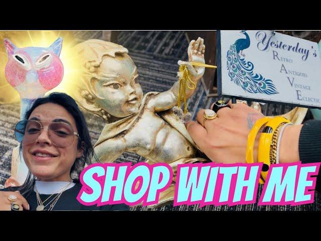 “It’s The RAVE”| SHOP WITH ME| ANTIQUE MALL FINDS | THRIFTING | FLEA MARKET | VINTAGE RESALE