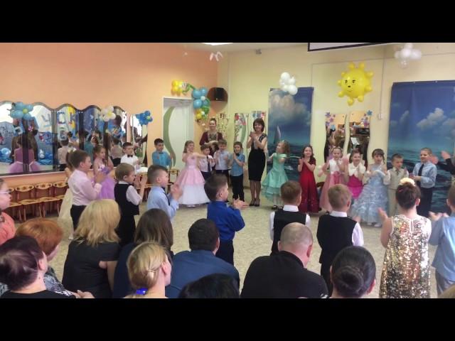 Выпускной Оксана - танец хулахуп