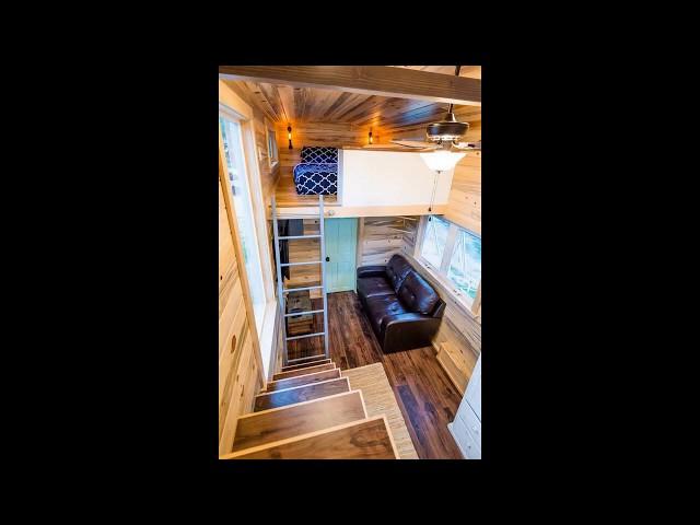 New face: April’s Tiny House by Mitchcraft Tiny Homes