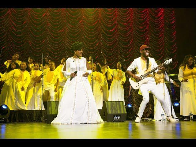 DEBORAH LUKALU - GLORIOUS LIFE/CALL ME FAVOUR LIVE |OFFICIAL VIDEO|