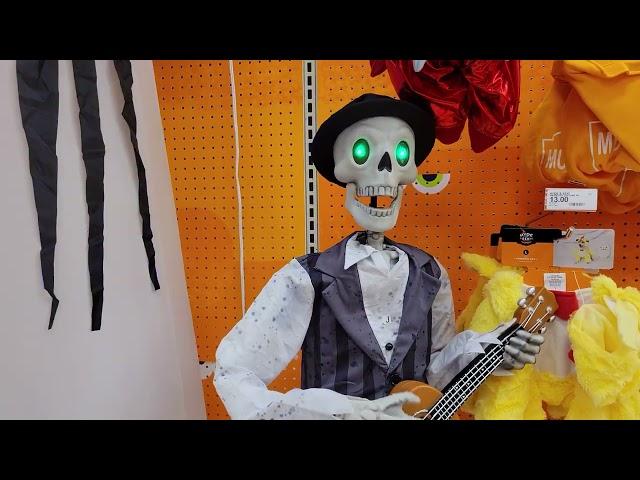 Halloween funs skeleton playing guitar #halloween #halloweendecor