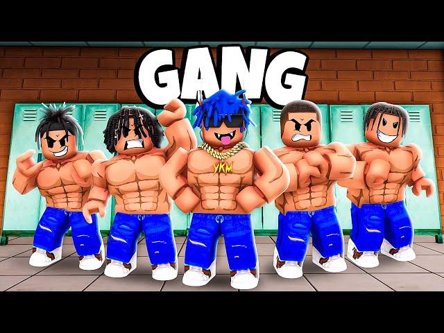 I START A GANG WAR IN ROBLOX FIGHT IN A SCHOOL