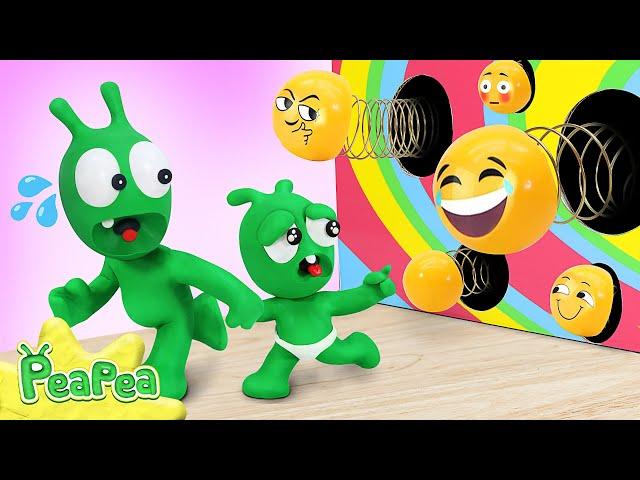 Pea Pea Searches For The Lost Baby In The Rainbow Maze - videos for kids