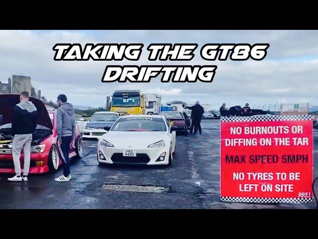 How Well Does A GT86 Drift? | Sideways Sundays | Our Final Drift Session Of The Year - 6MileStyle