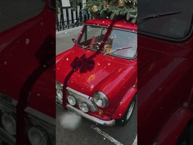 Real life Christmas ornament in Mayfair | London