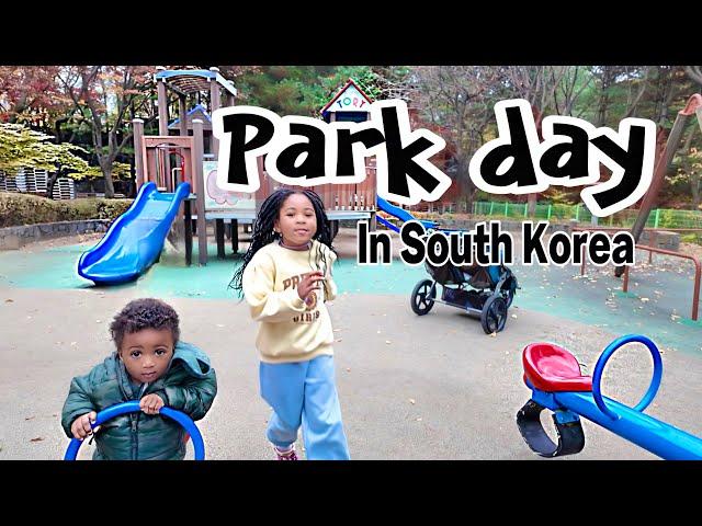 GOING TO THE PLAYGROUND IN SOUTH KOREA!