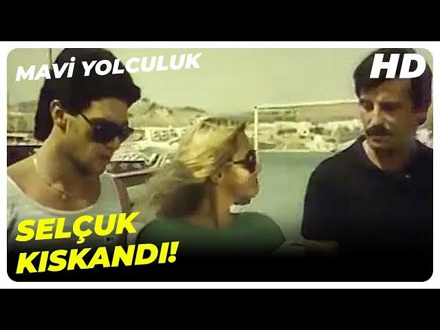 Selçuk, Balayında Karşılaştığı Deniz'in Arkadaşını Kıskandı | Mavi Yolculuk - Banu Alkan Türk Filmi