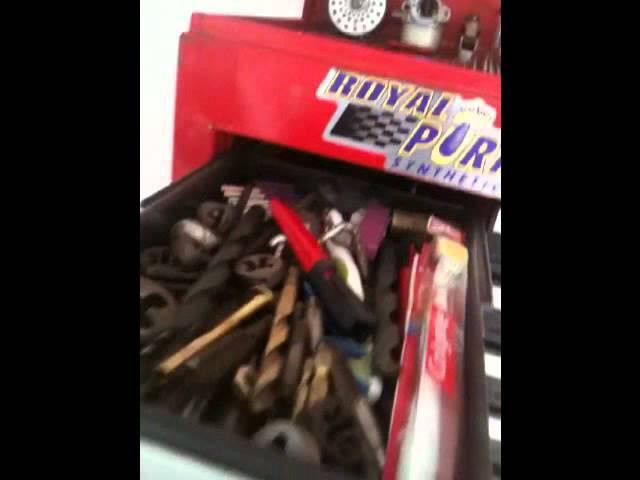 whats inside the mowermedic1's toolbox at home