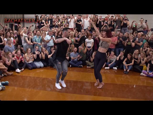 Daniel Sanchez  & Desiree - Carlos Rivera - ¿Cómo Pagarte? - Bachata Sensual El SOL Salsa Festival